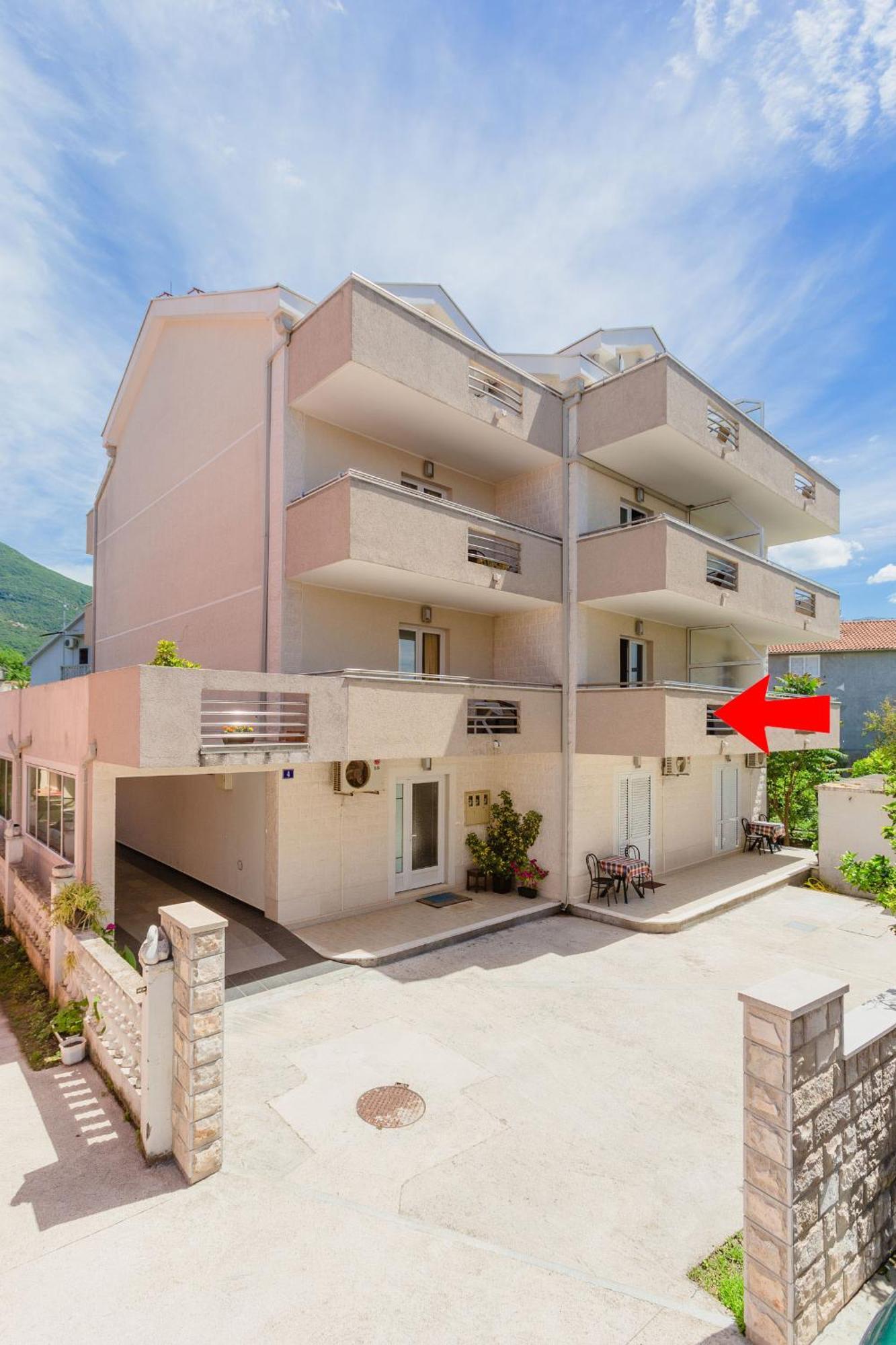 Rosic Apartments Tivat Zimmer foto